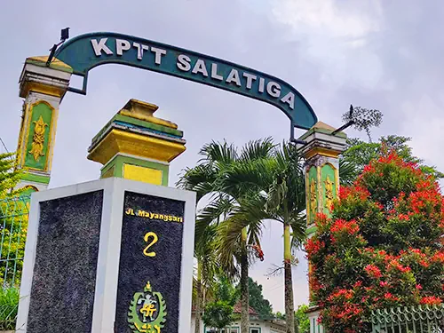 Pintu masuk Area 2 KPTT Salatiga